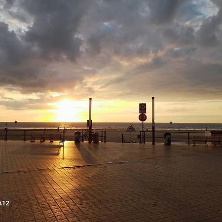 Suite Kursaal Met Zeezicht Ostende Exterior foto