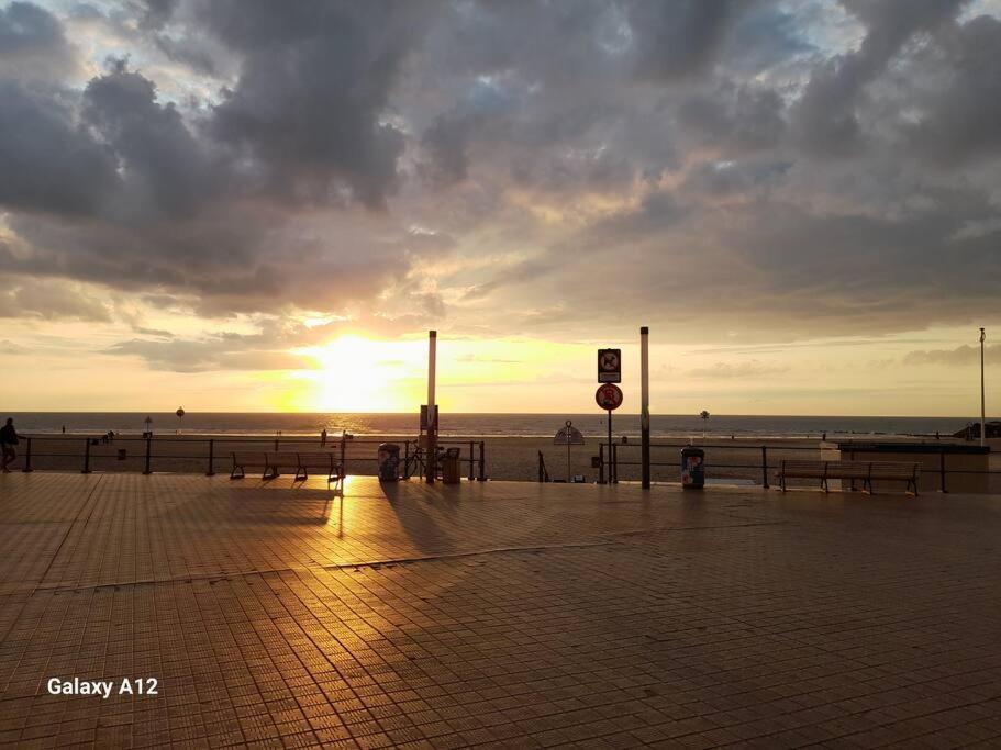 Suite Kursaal Met Zeezicht Ostende Exterior foto